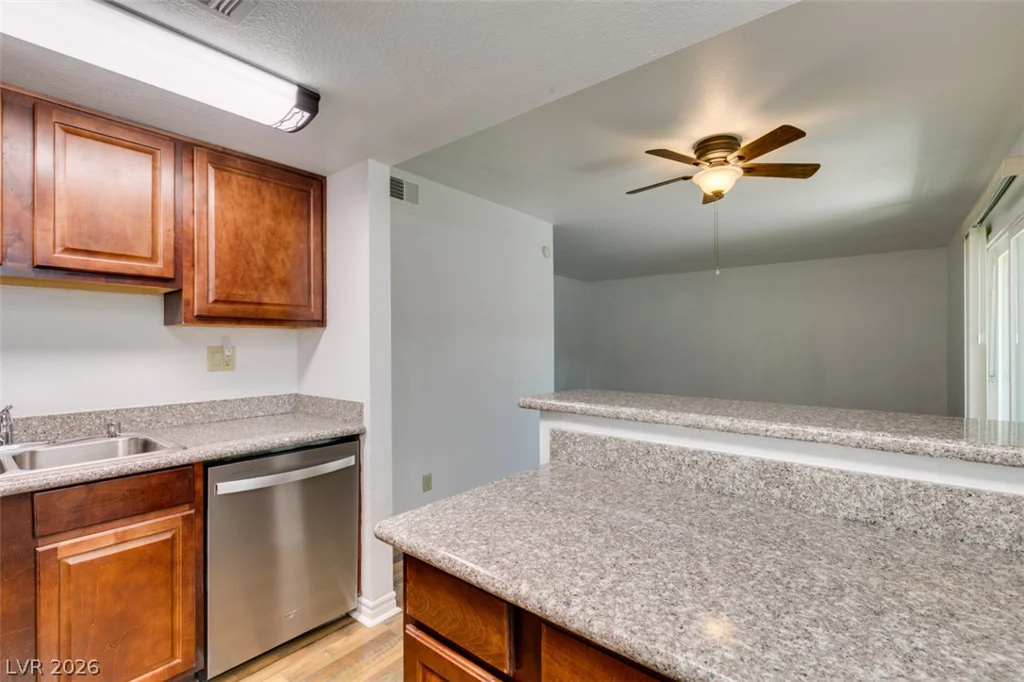 5240 Indian River, Las Vegas, NV 89103