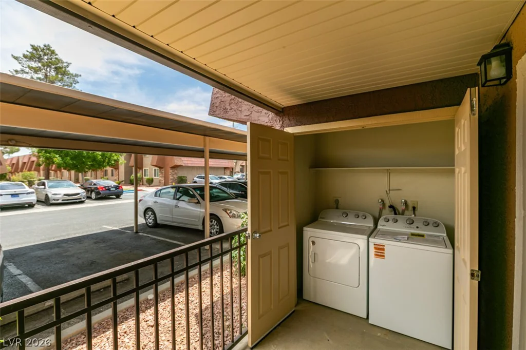 5240 Indian River, Las Vegas, NV 89103