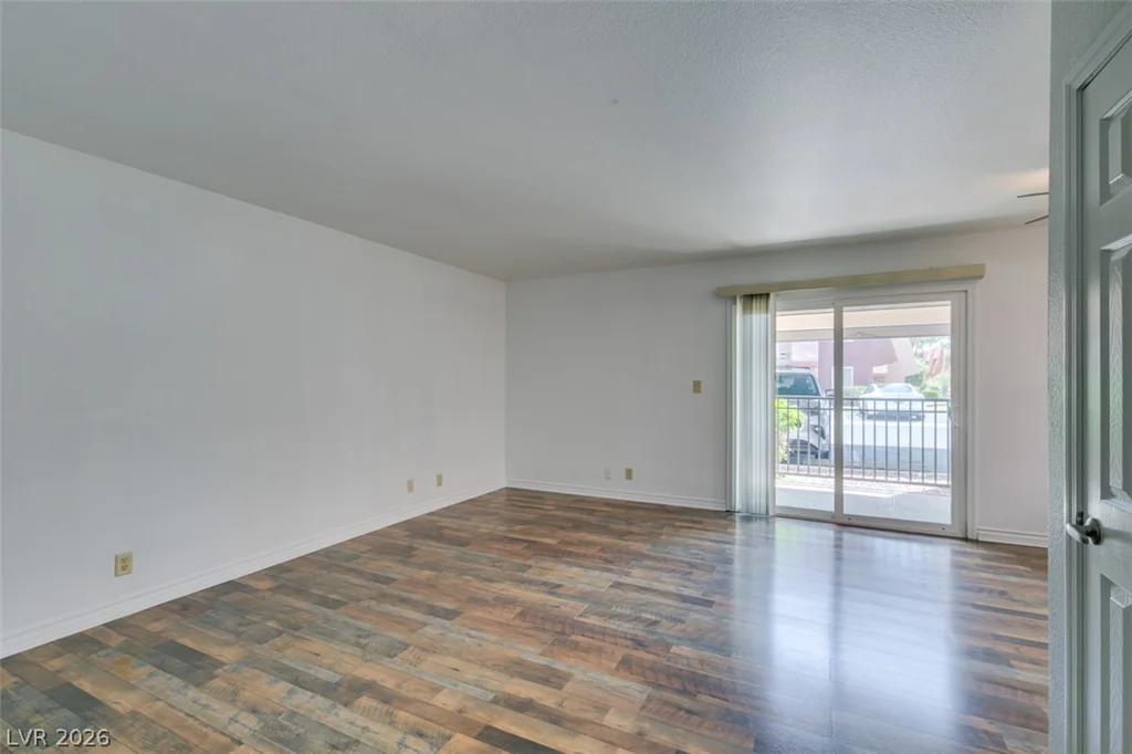 5240 Indian River, Las Vegas, NV 89103