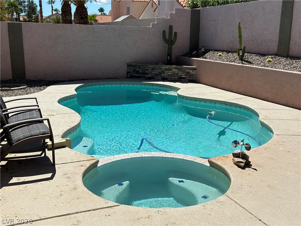2745 Brienza, Las Vegas, NV 89117