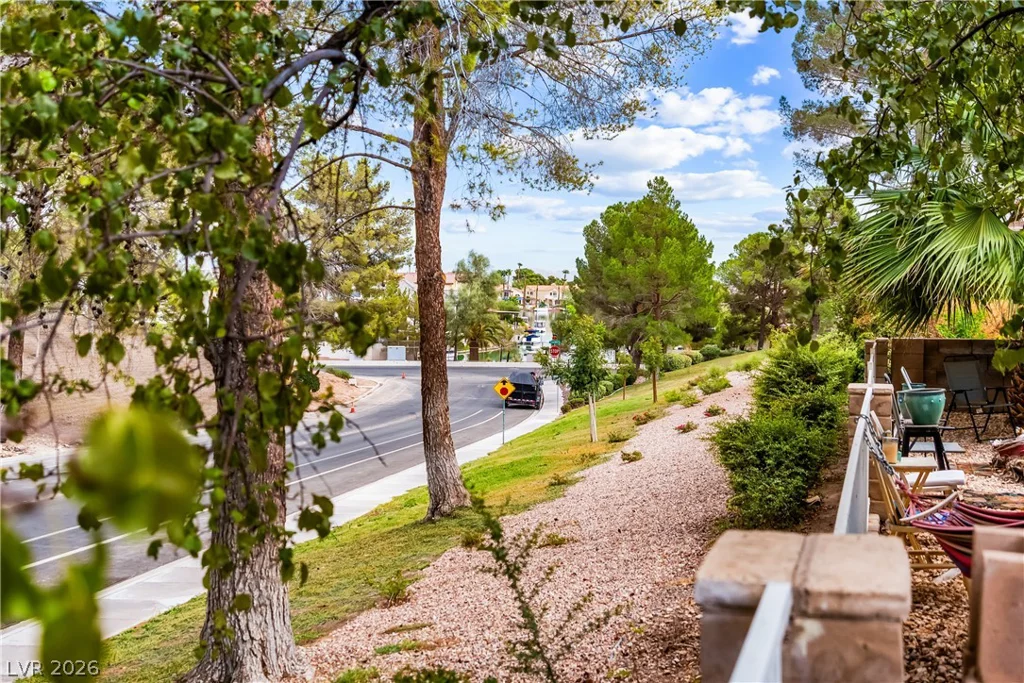 8824 Sail Bay, Las Vegas, NV 89117