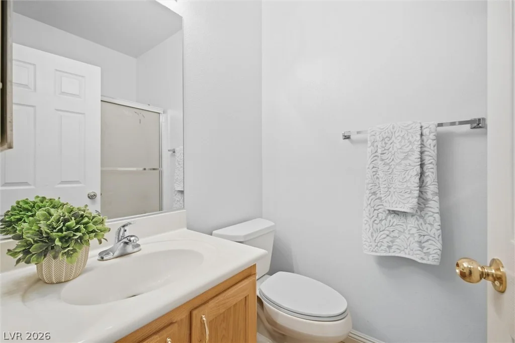 8210 Shallow River, Las Vegas, NV 89117