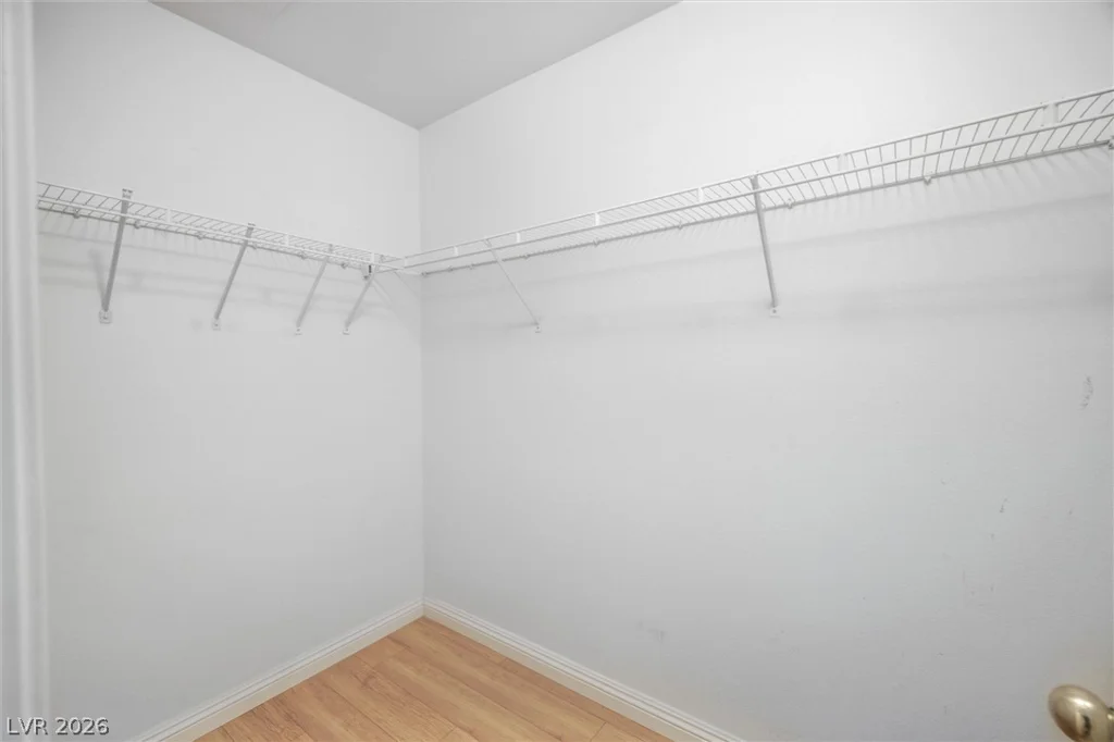 8210 Shallow River, Las Vegas, NV 89117