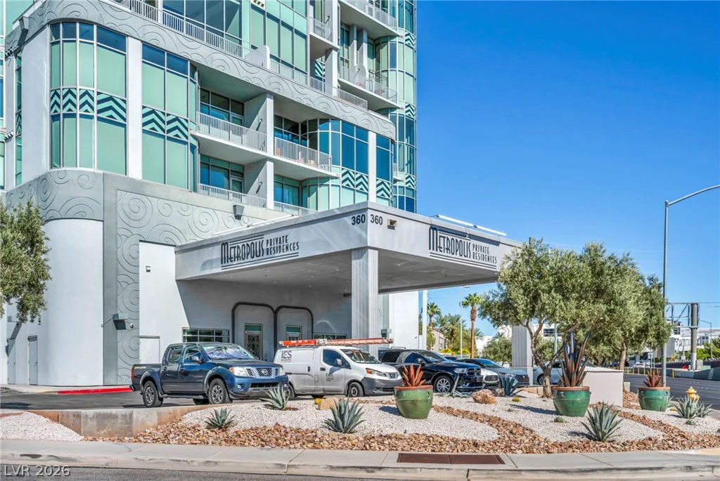 360 Desert Inn, Las Vegas, NV 89109