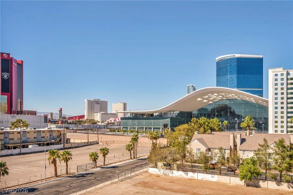 360 Desert Inn, Las Vegas, NV 89109