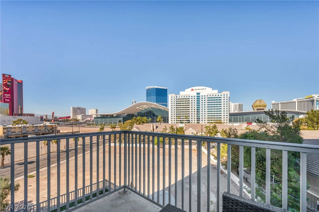360 Desert Inn, Las Vegas, NV 89109