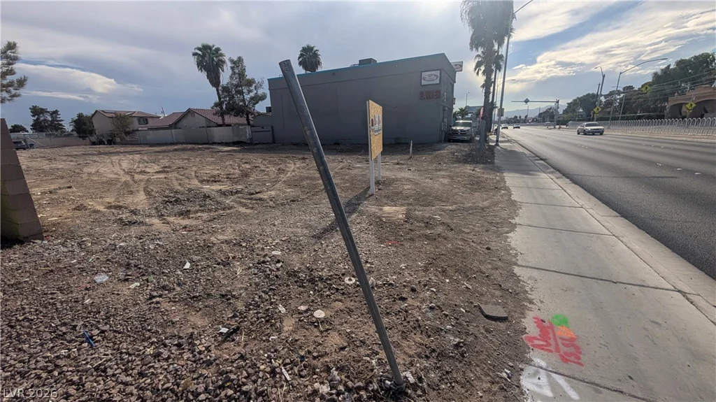 4835 Charleston, Las Vegas, NV 89104