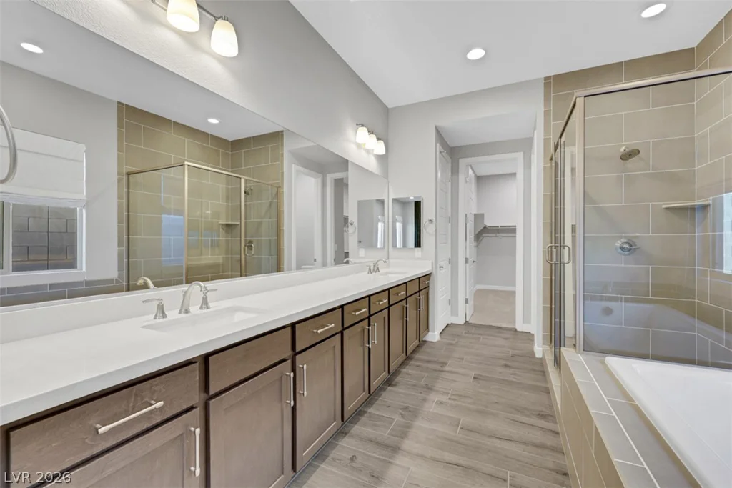 82 Nine Mile Creek, Las Vegas, NV 89138