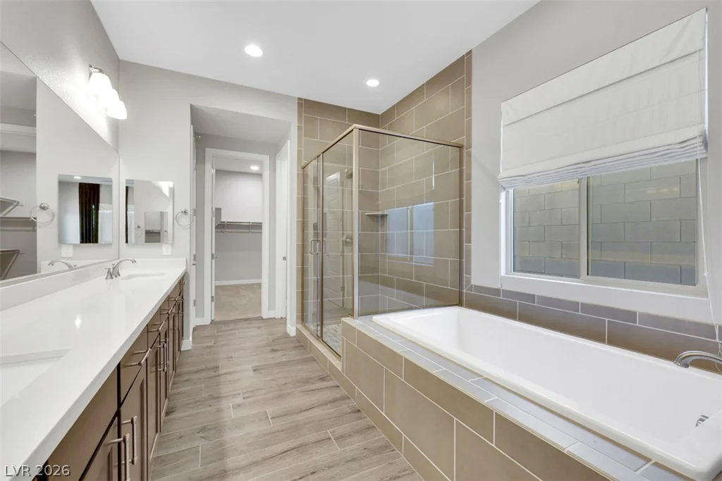 82 Nine Mile Creek, Las Vegas, NV 89138