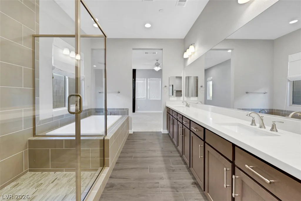 82 Nine Mile Creek, Las Vegas, NV 89138