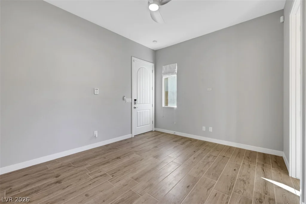 82 Nine Mile Creek, Las Vegas, NV 89138