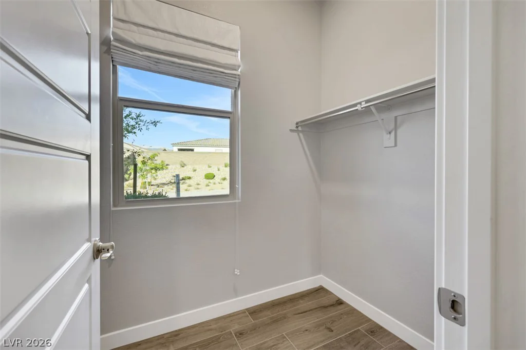 82 Nine Mile Creek, Las Vegas, NV 89138