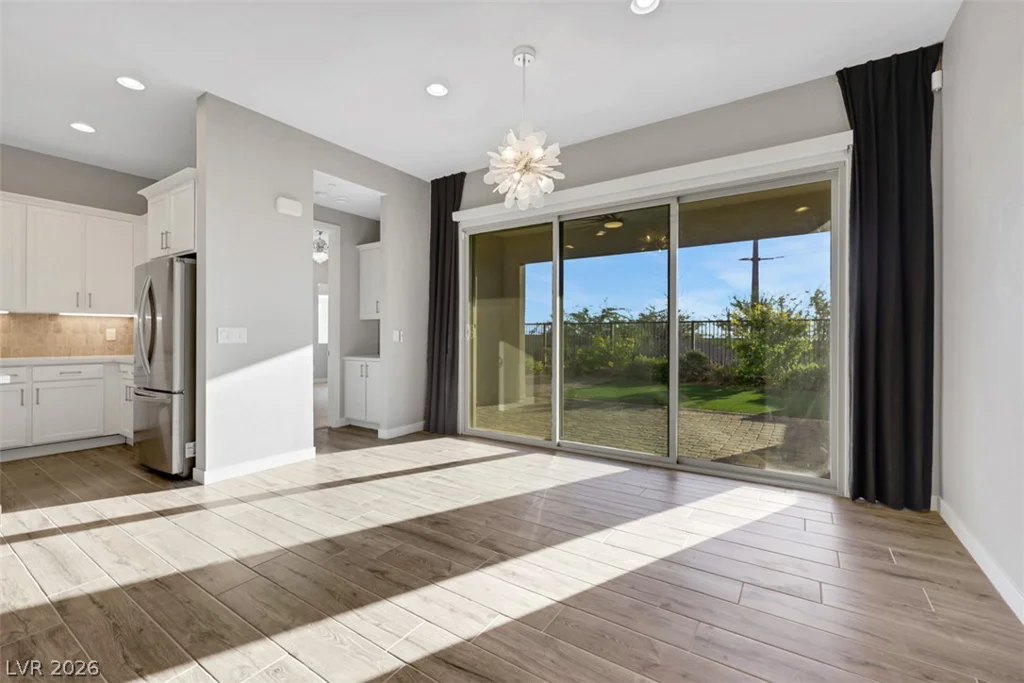82 Nine Mile Creek, Las Vegas, NV 89138