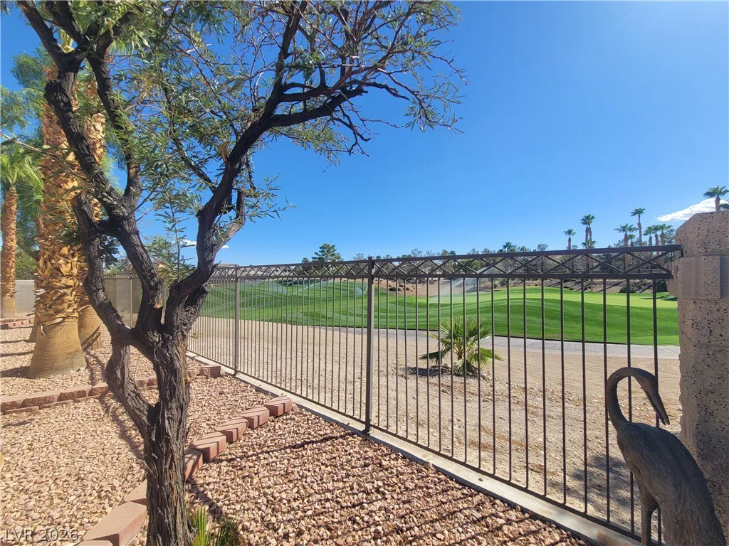 211 Arbour Garden, Las Vegas, NV 89148