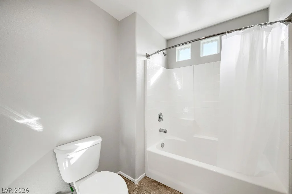 7241 Glistening Star, North Las Vegas, NV 89084