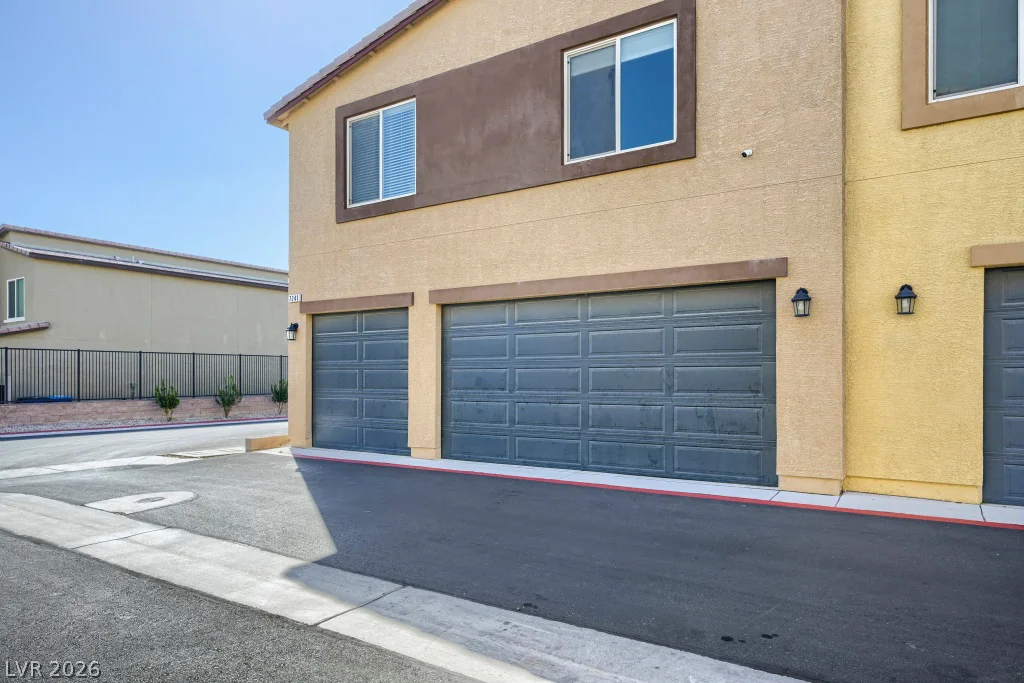 7241 Glistening Star, North Las Vegas, NV 89084