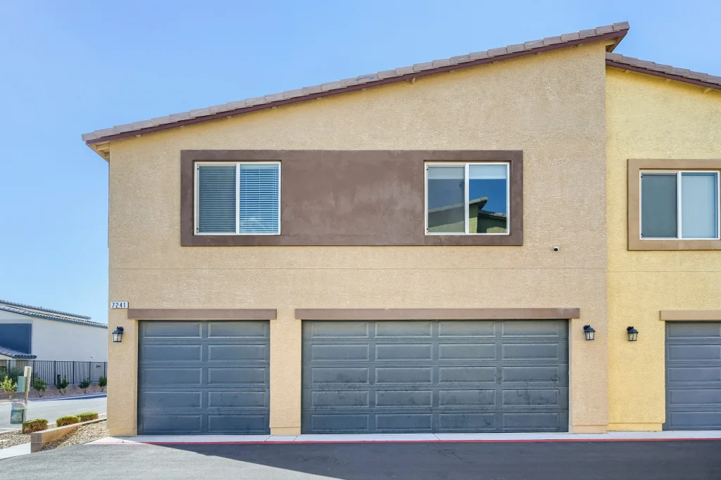 7241 Glistening Star, North Las Vegas, NV 89084