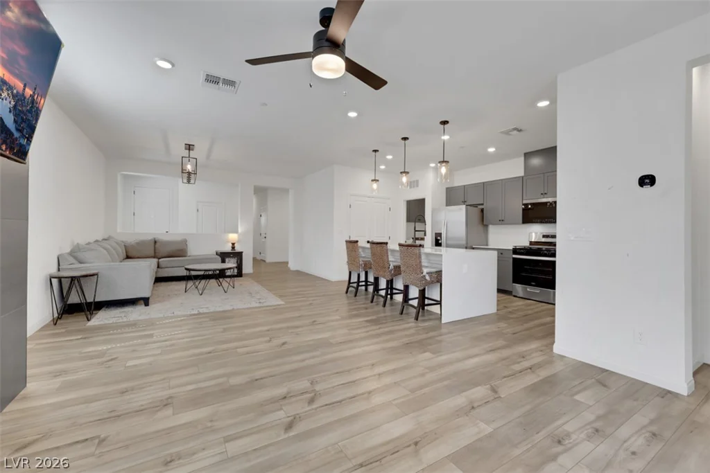 745 Wild Highlands LN, Henderson, NV 89015