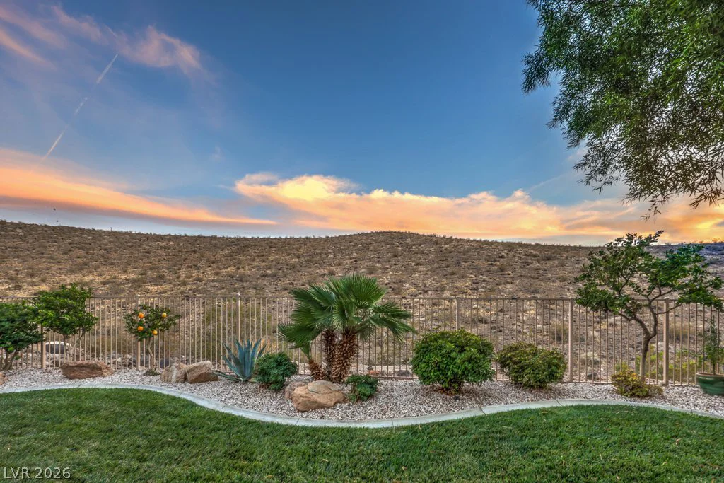 49 Stonemark, Henderson, NV 89052