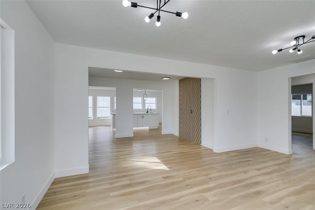 123 Elm, Henderson, NV 89015