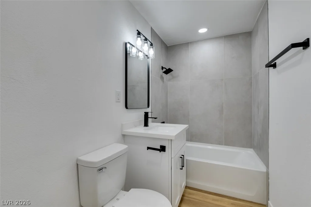 123 Elm, Henderson, NV 89015