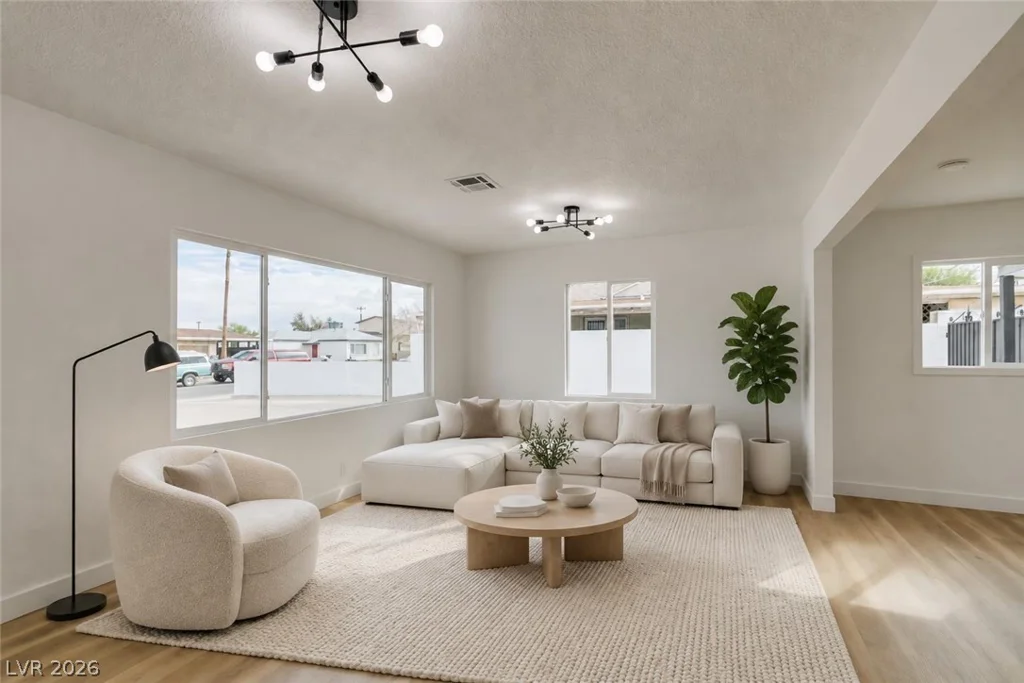 123 Elm, Henderson, NV 89015