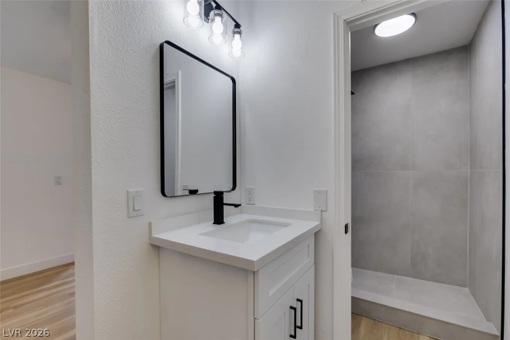 123 Elm, Henderson, NV 89015