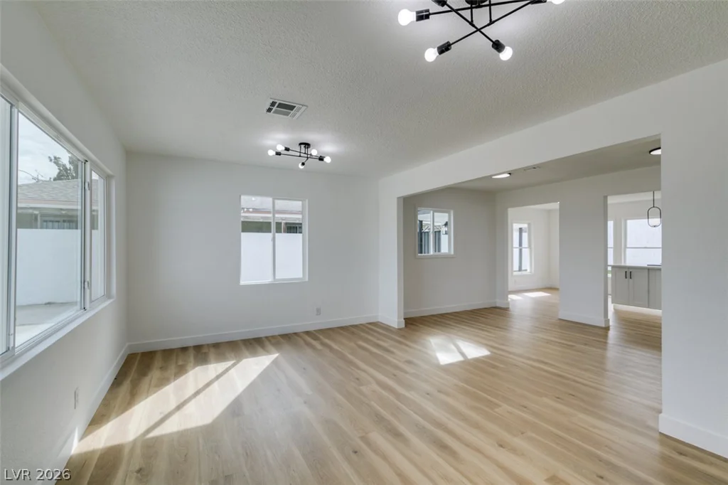 123 Elm, Henderson, NV 89015