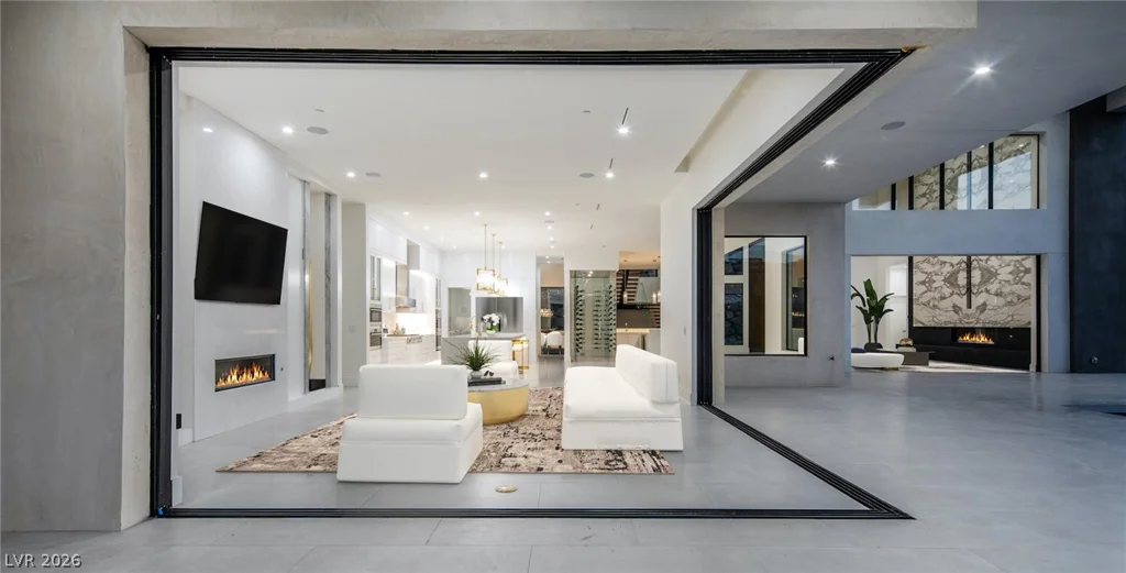 1 Sanctuary Peak, Henderson, NV 89012