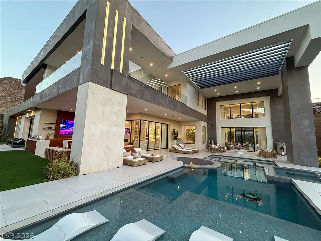 1 Sanctuary Peak, Henderson, NV 89012