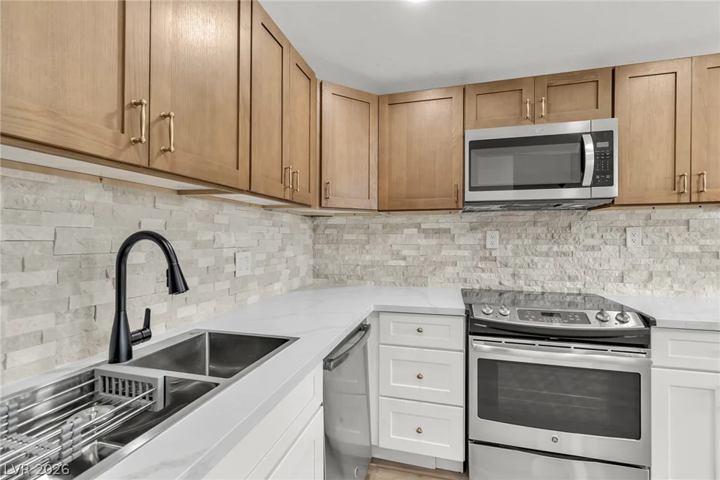 1604 Basswood, North Las Vegas, NV 89030