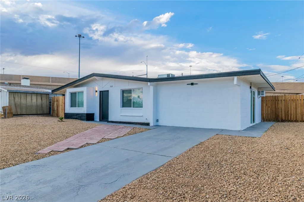 1604 Basswood, North Las Vegas, NV 89030