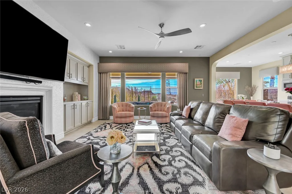 39 Contrada Fiore, Henderson, NV 89011