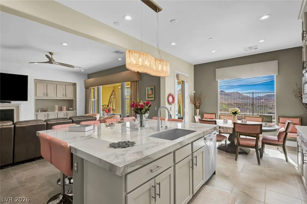 39 Contrada Fiore, Henderson, NV 89011