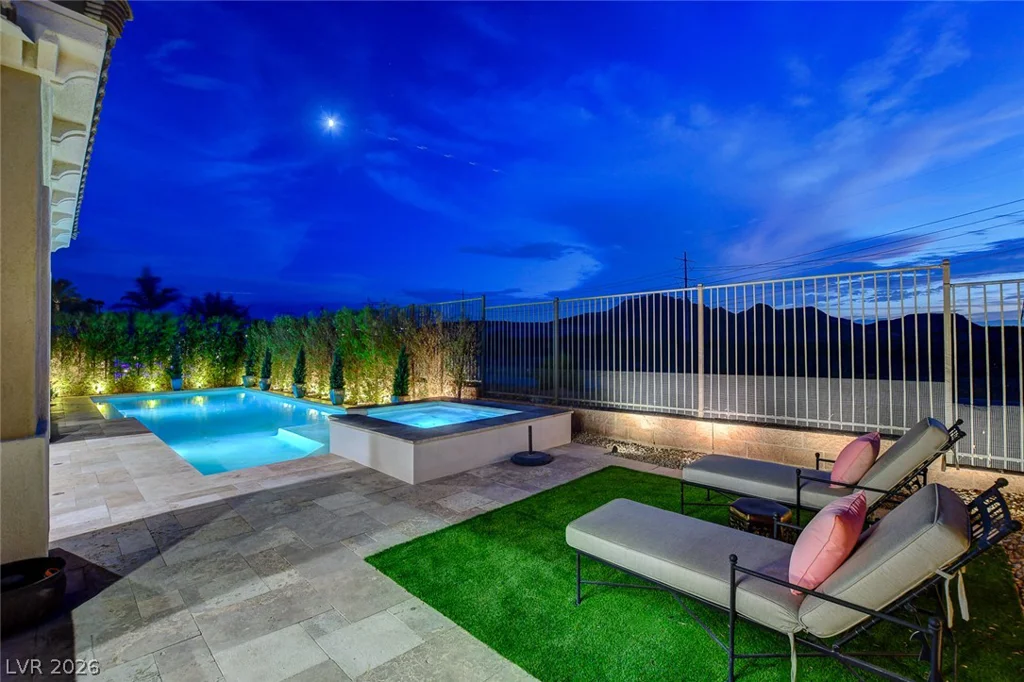 39 Contrada Fiore, Henderson, NV 89011