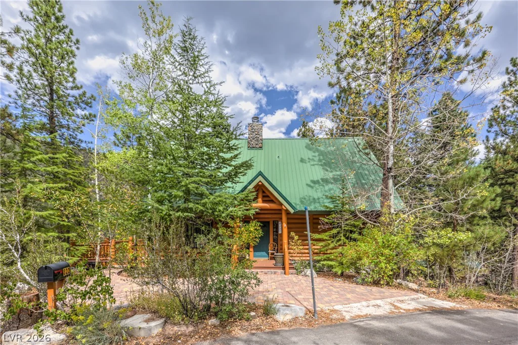 322 Ski Trail, Mount Charleston, NV 89124