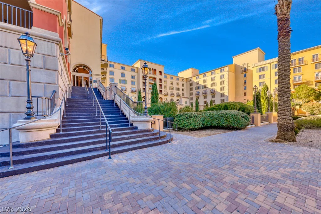 23 Arid Crest, Henderson, NV 89011
