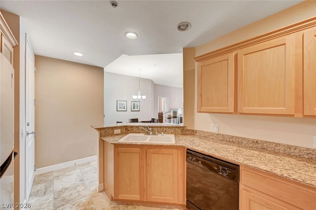 87 Agate, Las Vegas, NV 89123
