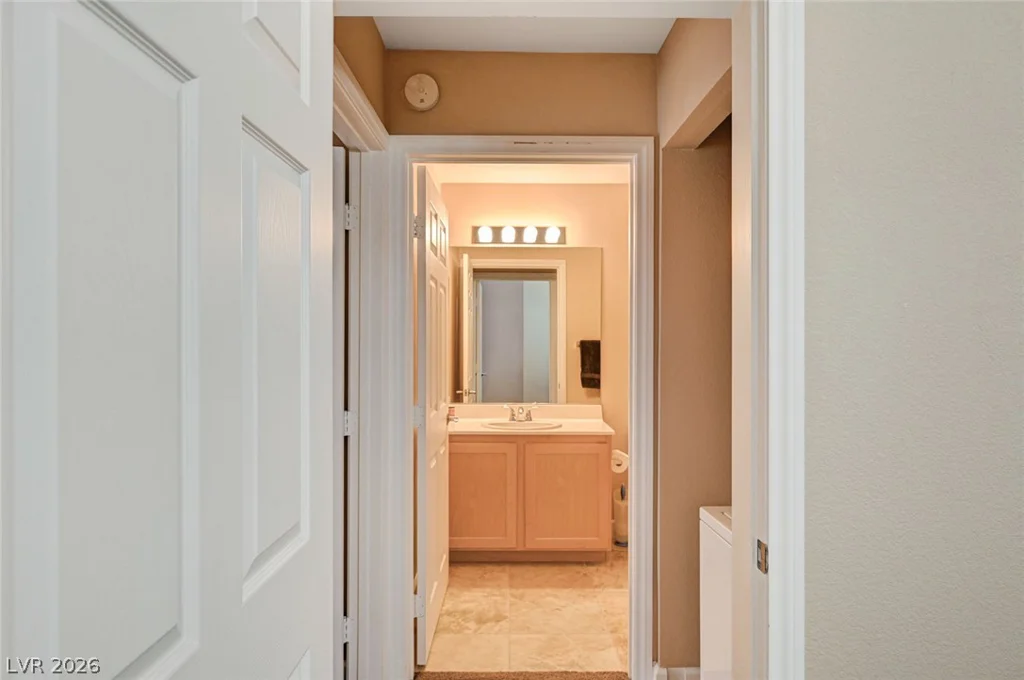 87 Agate, Las Vegas, NV 89123