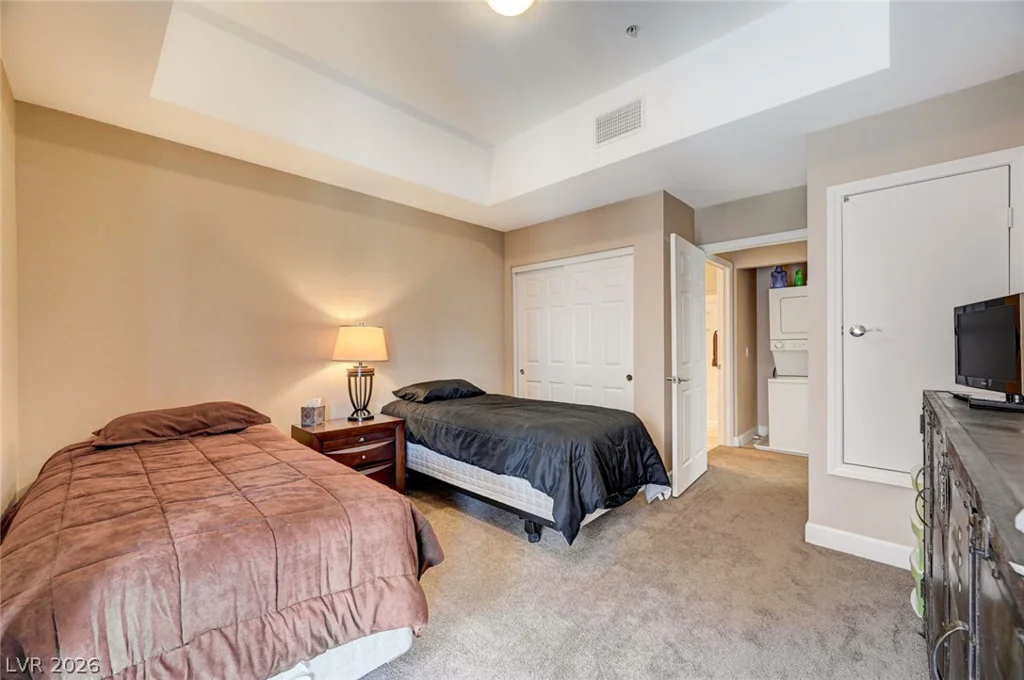 87 Agate, Las Vegas, NV 89123
