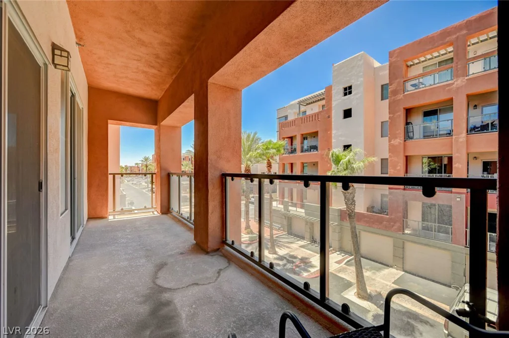 87 Agate, Las Vegas, NV 89123