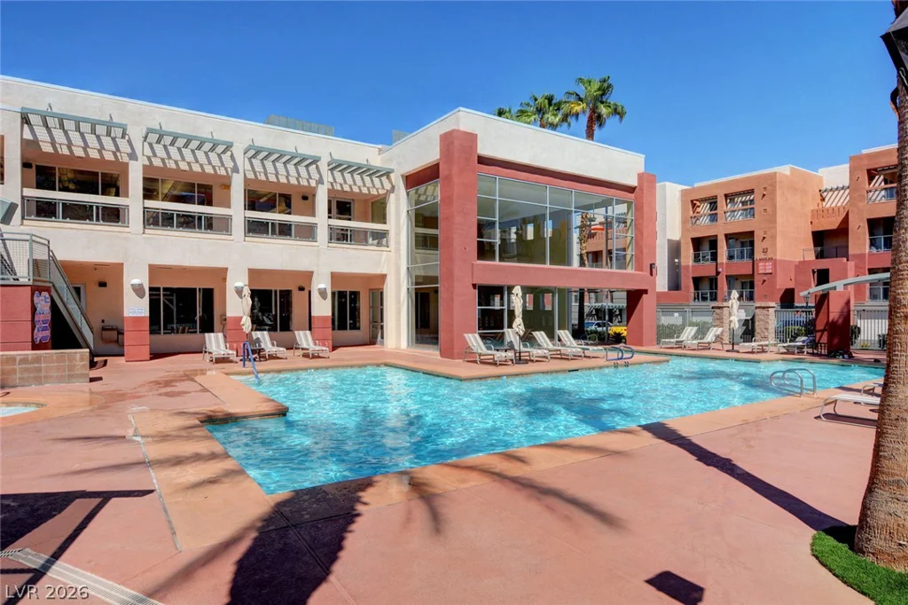 87 Agate, Las Vegas, NV 89123