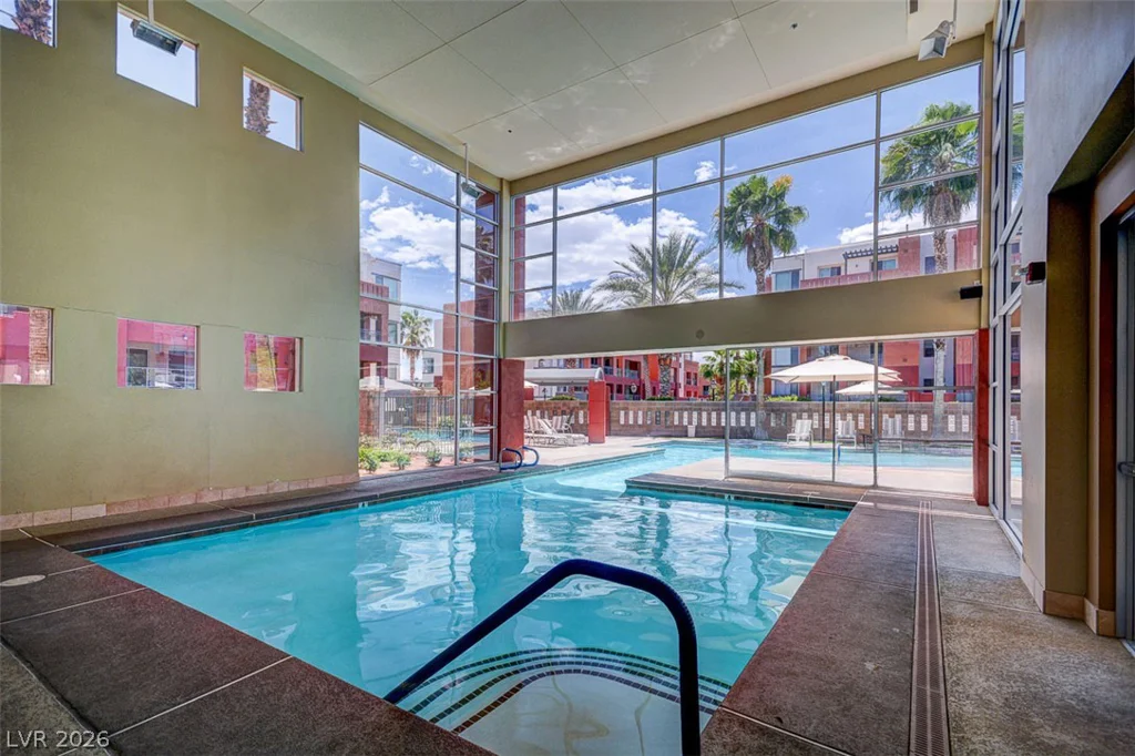 87 Agate, Las Vegas, NV 89123