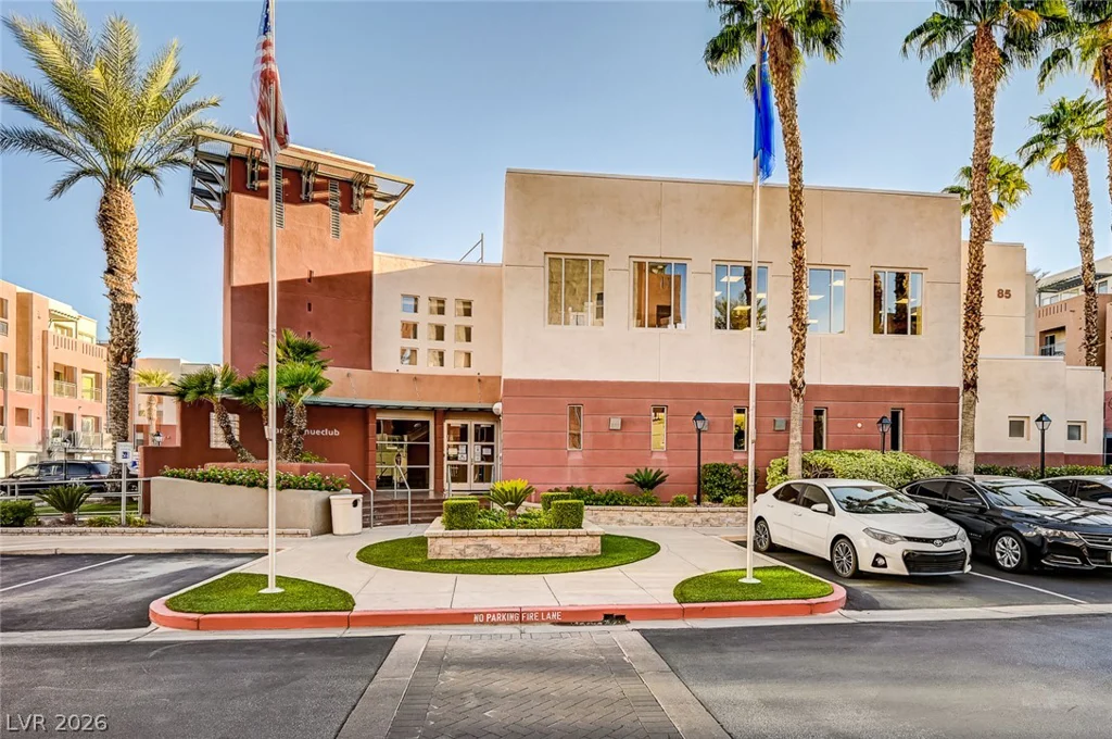 87 Agate, Las Vegas, NV 89123