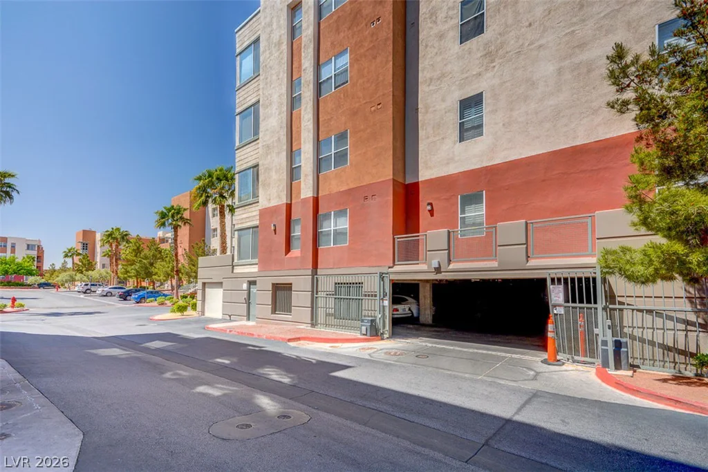 87 Agate, Las Vegas, NV 89123