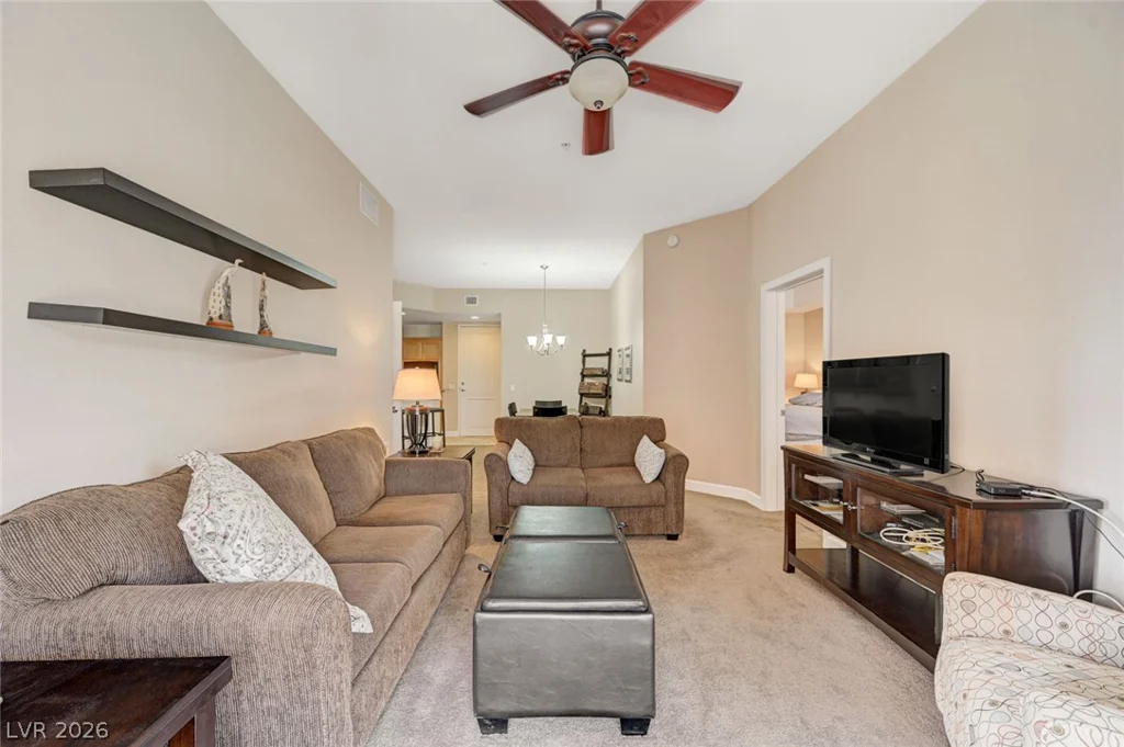 87 Agate, Las Vegas, NV 89123