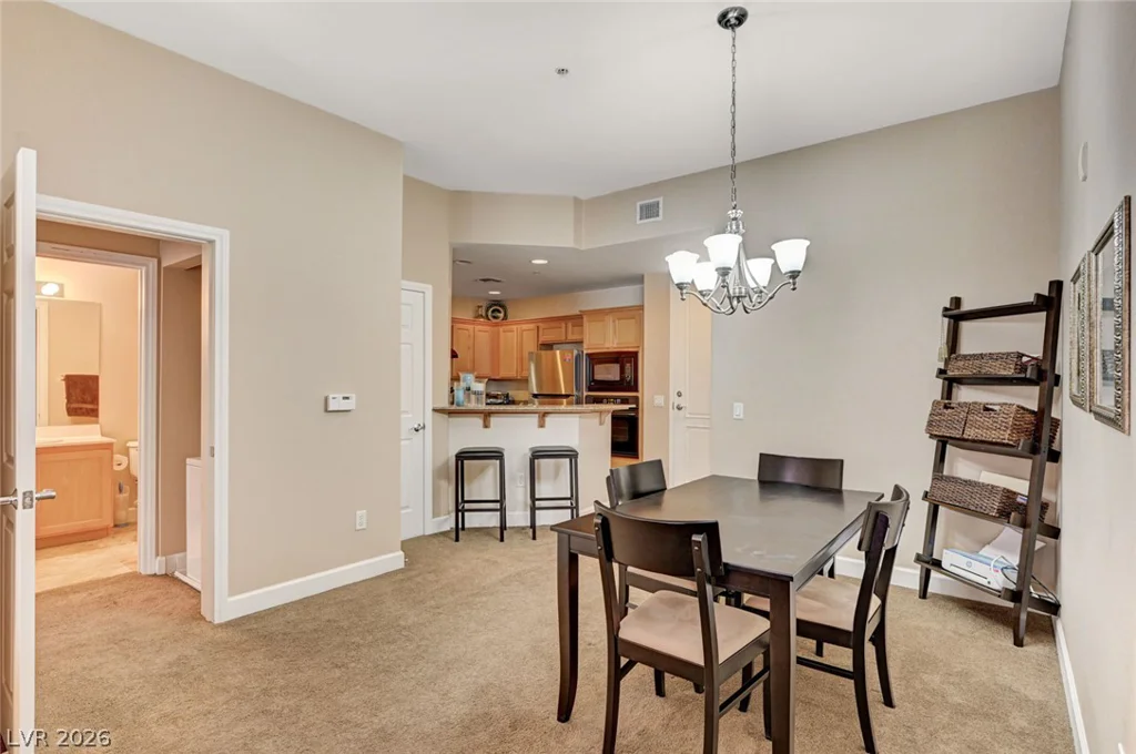 87 Agate, Las Vegas, NV 89123