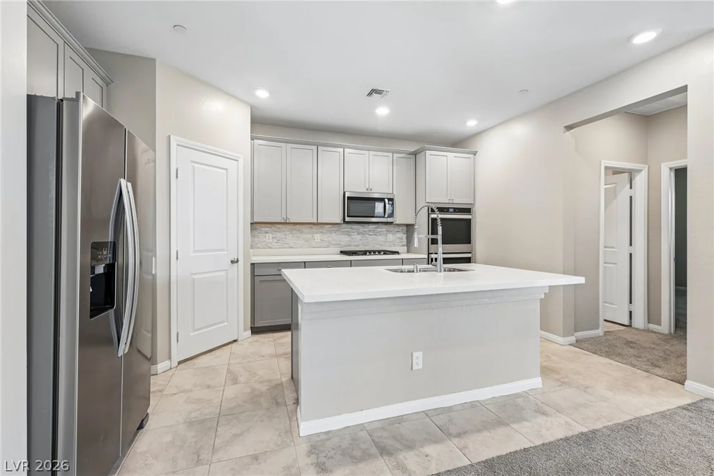 384 Wind Poppy, Las Vegas, NV 89138