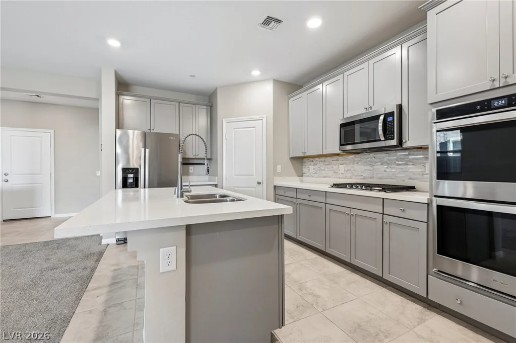 384 Wind Poppy, Las Vegas, NV 89138