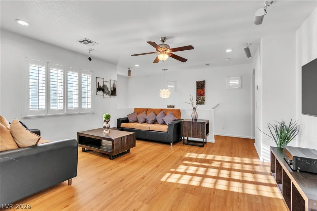 10470 Fancy Fern, Las Vegas, NV 89183